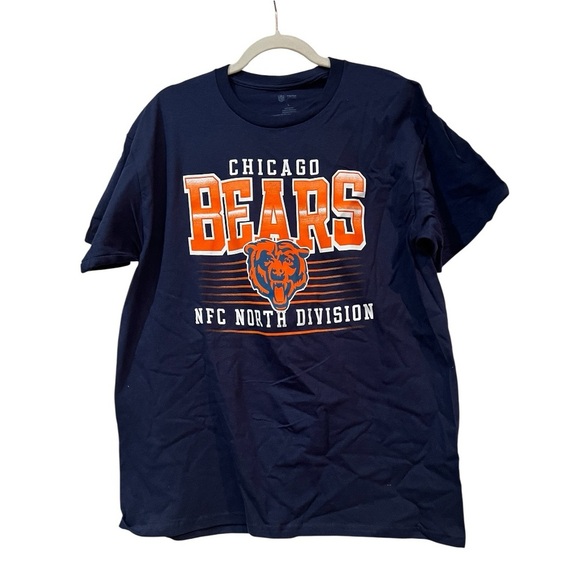 Chicago Bears NFL navy blue t-shirt, bear logo, "NFC North Division" text size L - Picture 2 of 6